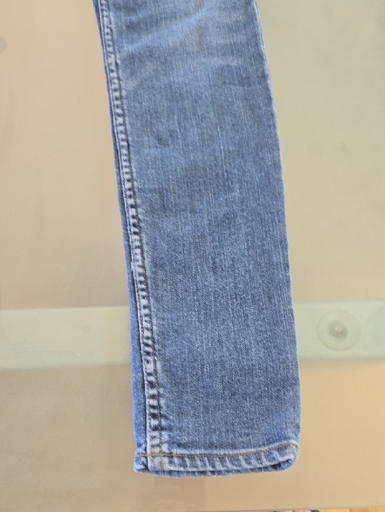 Roxy Light Blue Denim Jeans with Leather Logo Patch - Picture 11 of 12